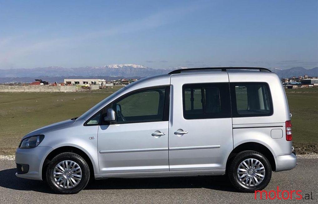 2012' Volkswagen Caddy photo #1