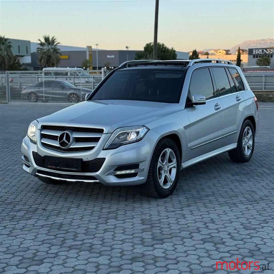 2013' Mercedes-Benz GLK 220 photo #1