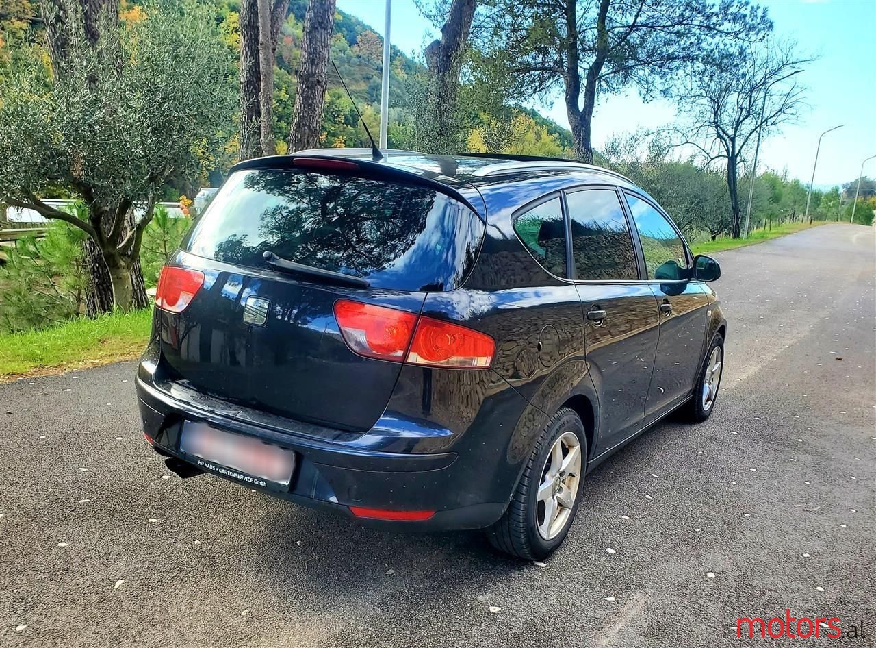 2008' SEAT Altea photo #4