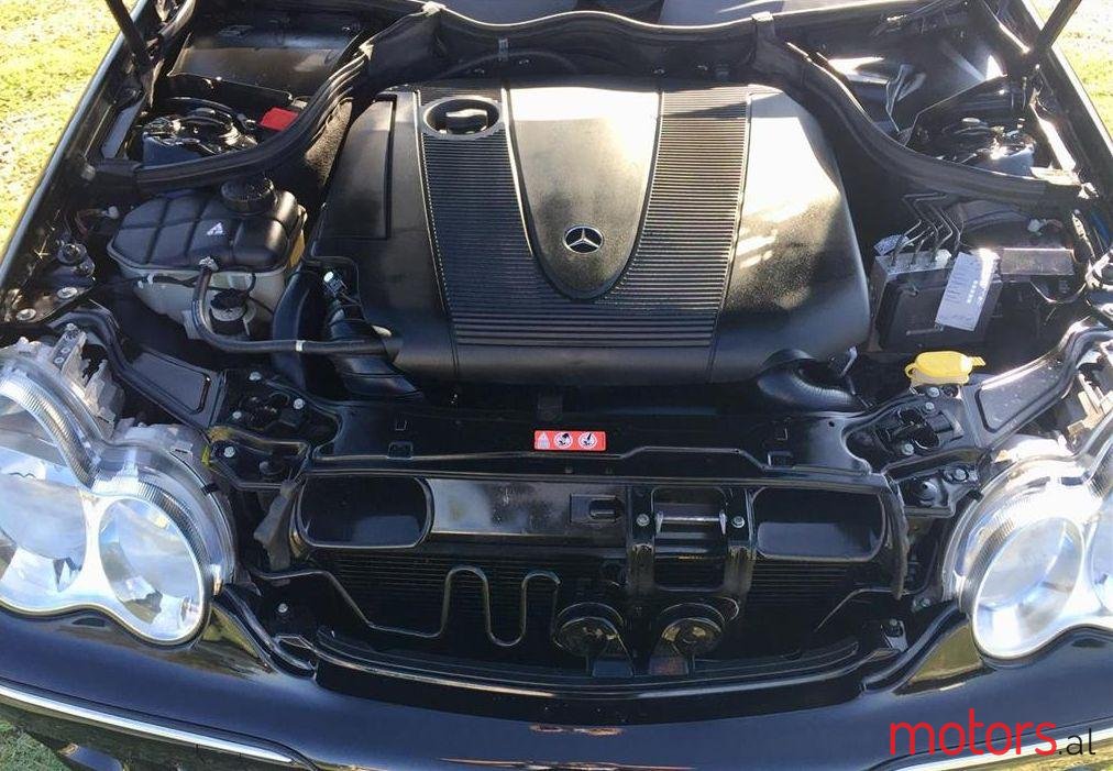 2006' Mercedes-Benz C 220 photo #3