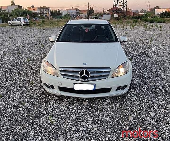 2010' Mercedes-Benz C 220 photo #2