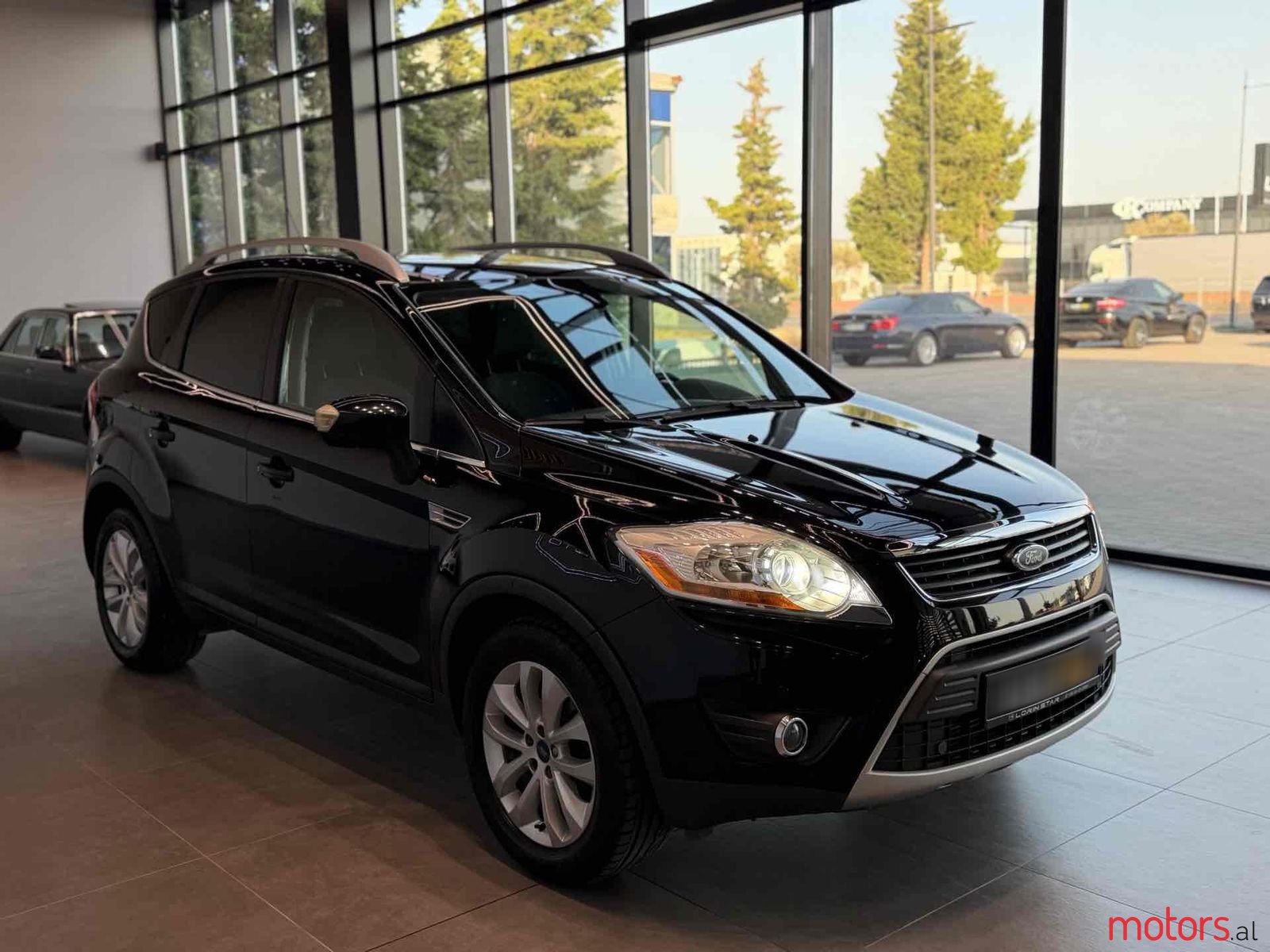 2011' Ford Kuga photo #2
