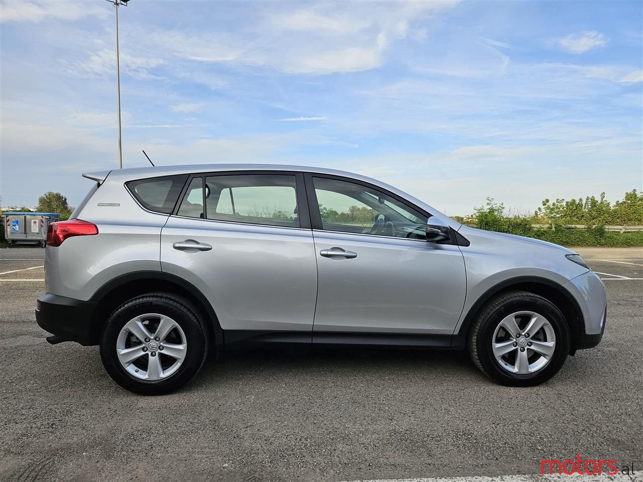 2014' Toyota RAV4 photo #4