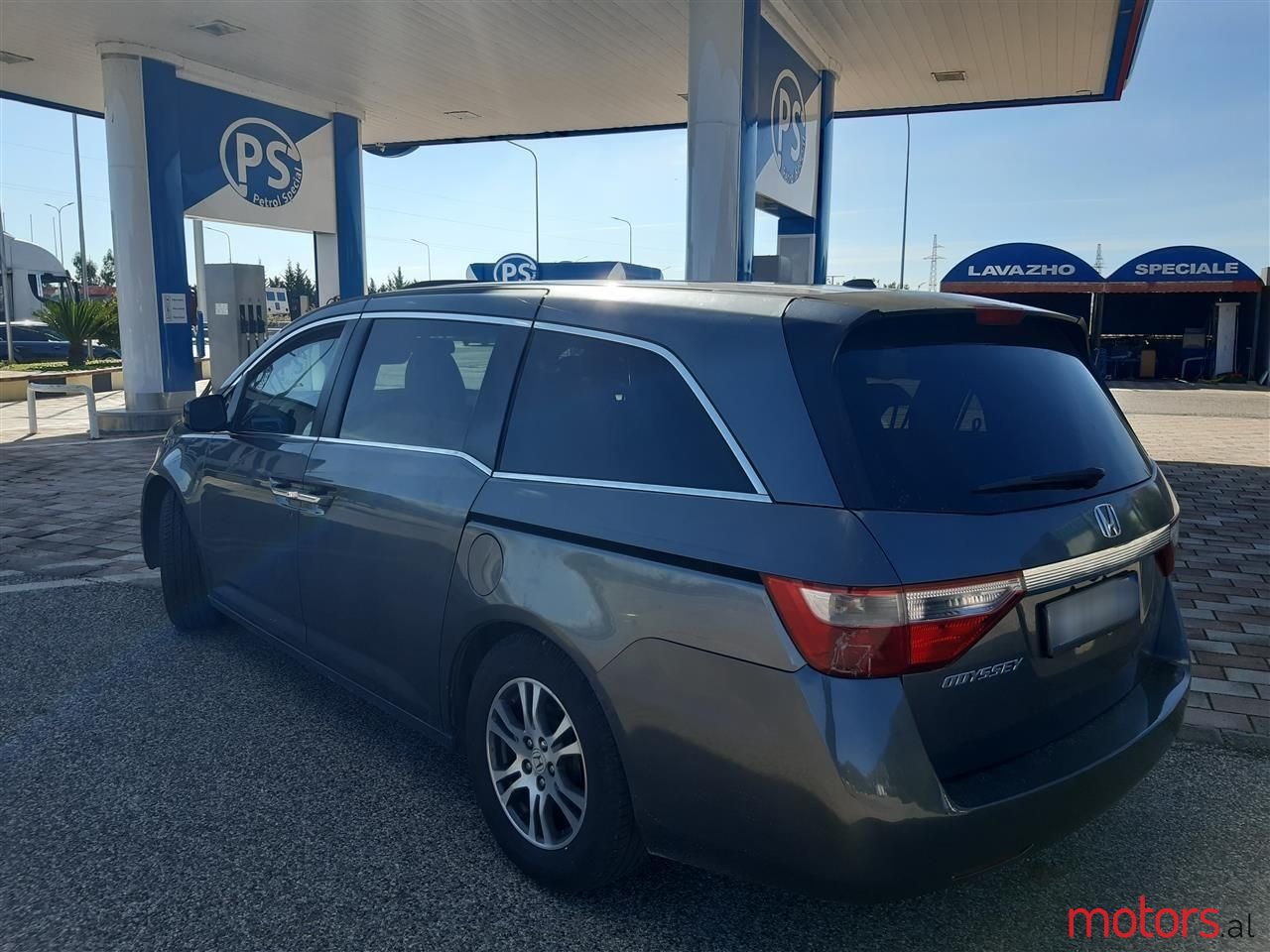 2012' Honda Odyssey photo #6