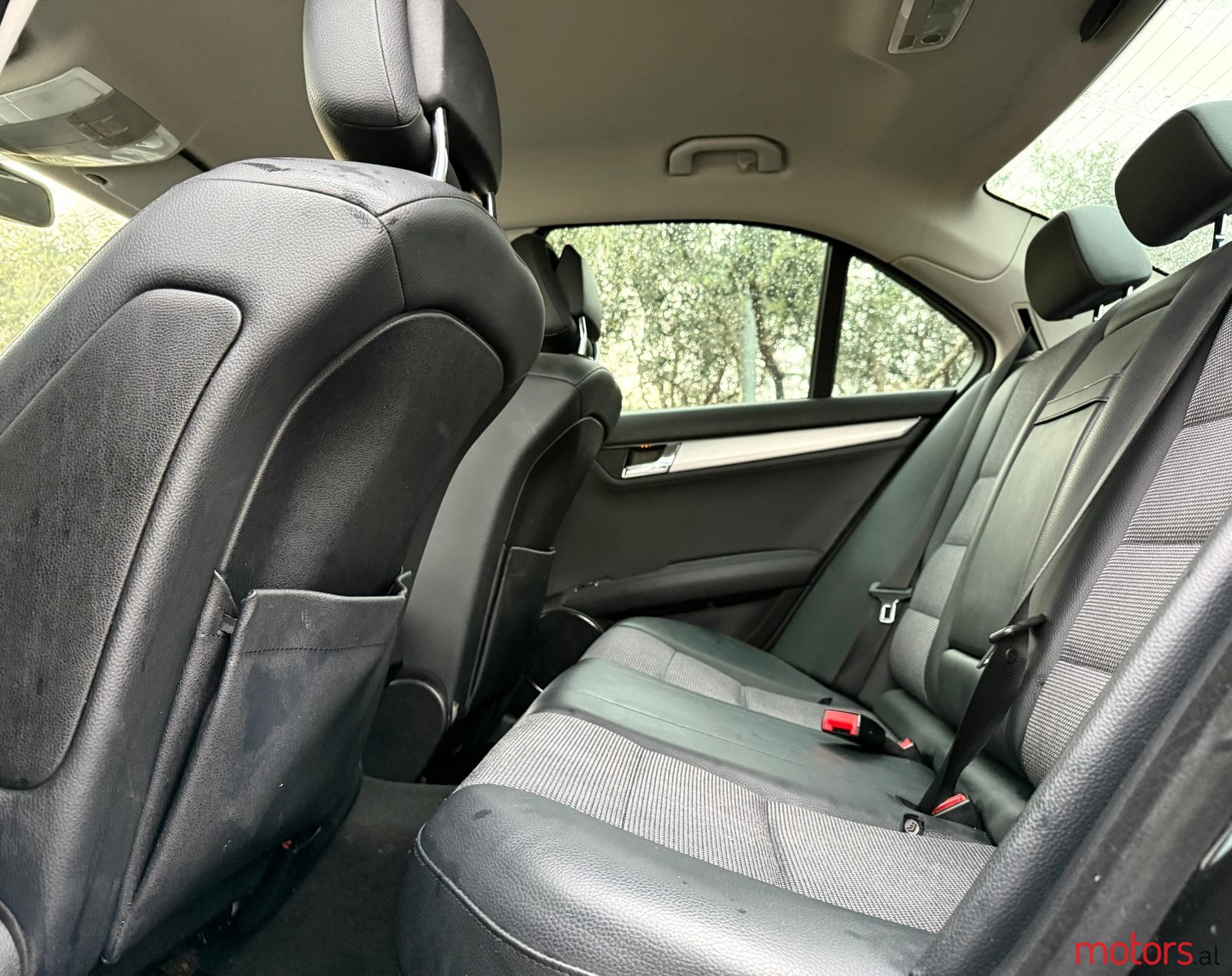 2009' Mercedes-Benz C 220 photo #2