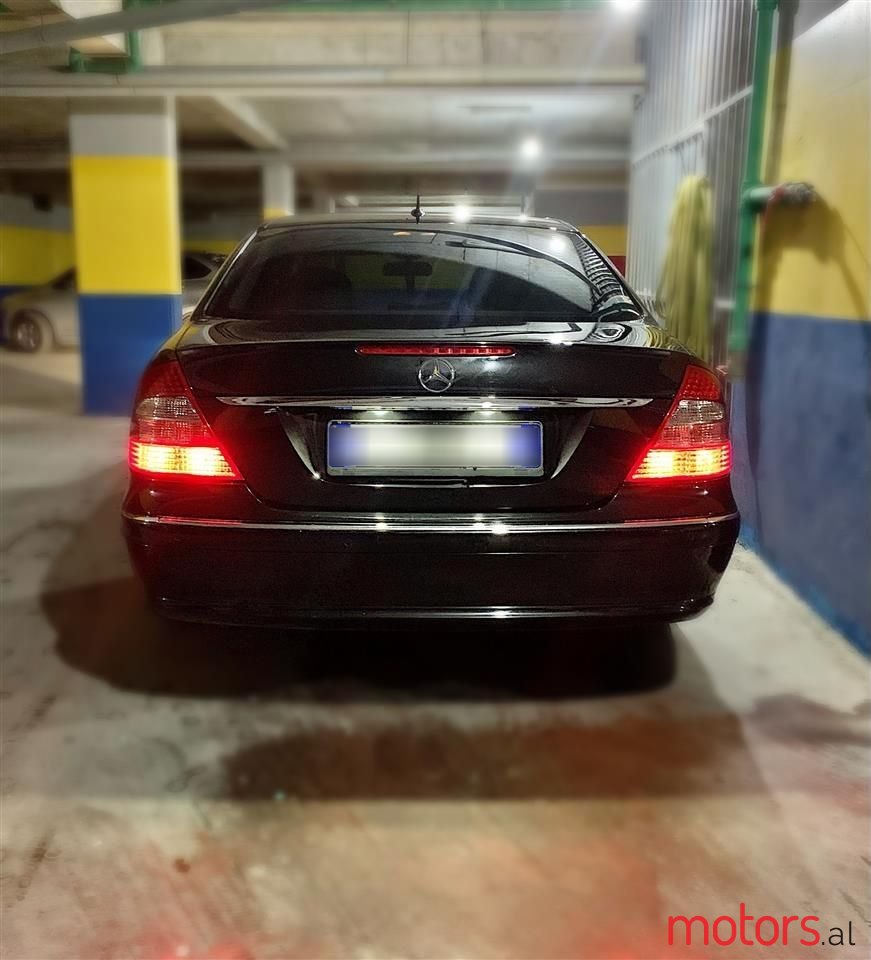 2007' Mercedes-Benz E 320 photo #5