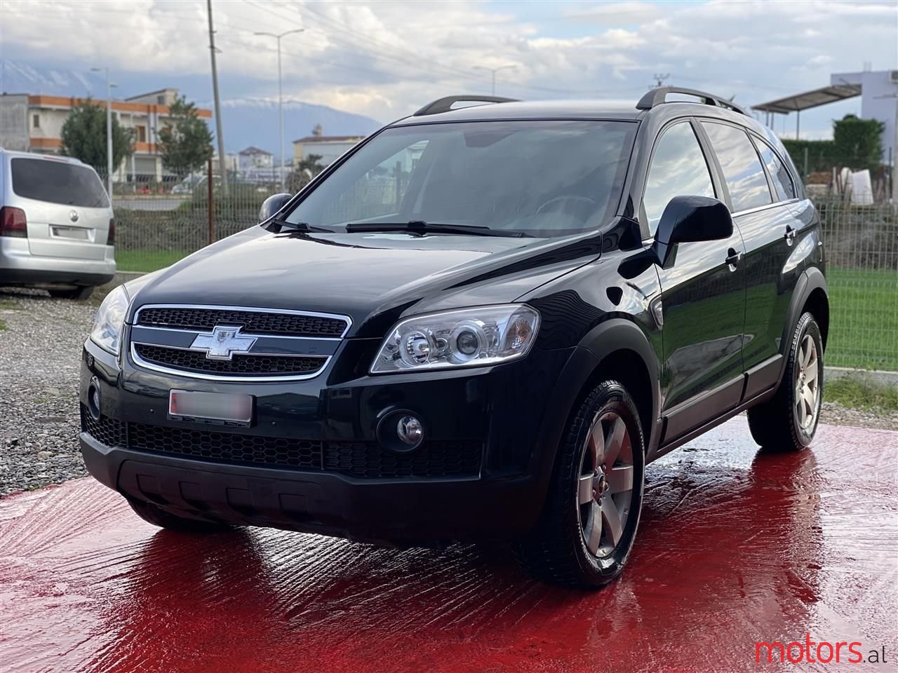 2010' Chevrolet Captiva photo #1
