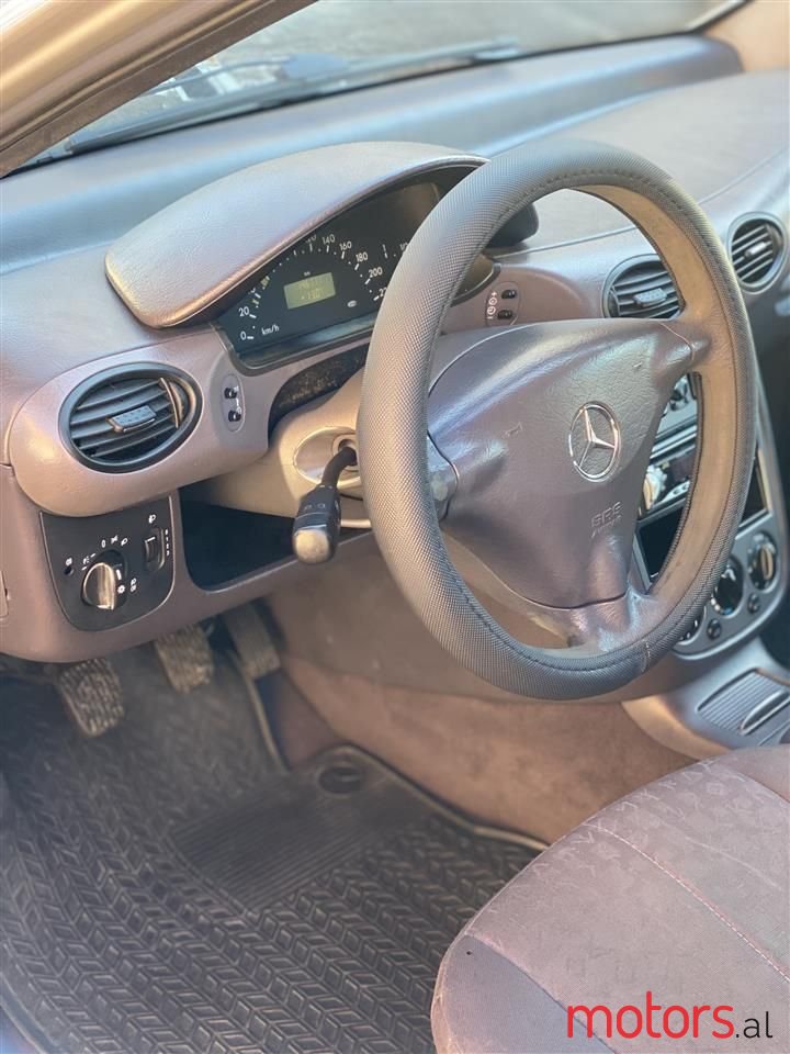 2003' Mercedes-Benz A 170 photo #4