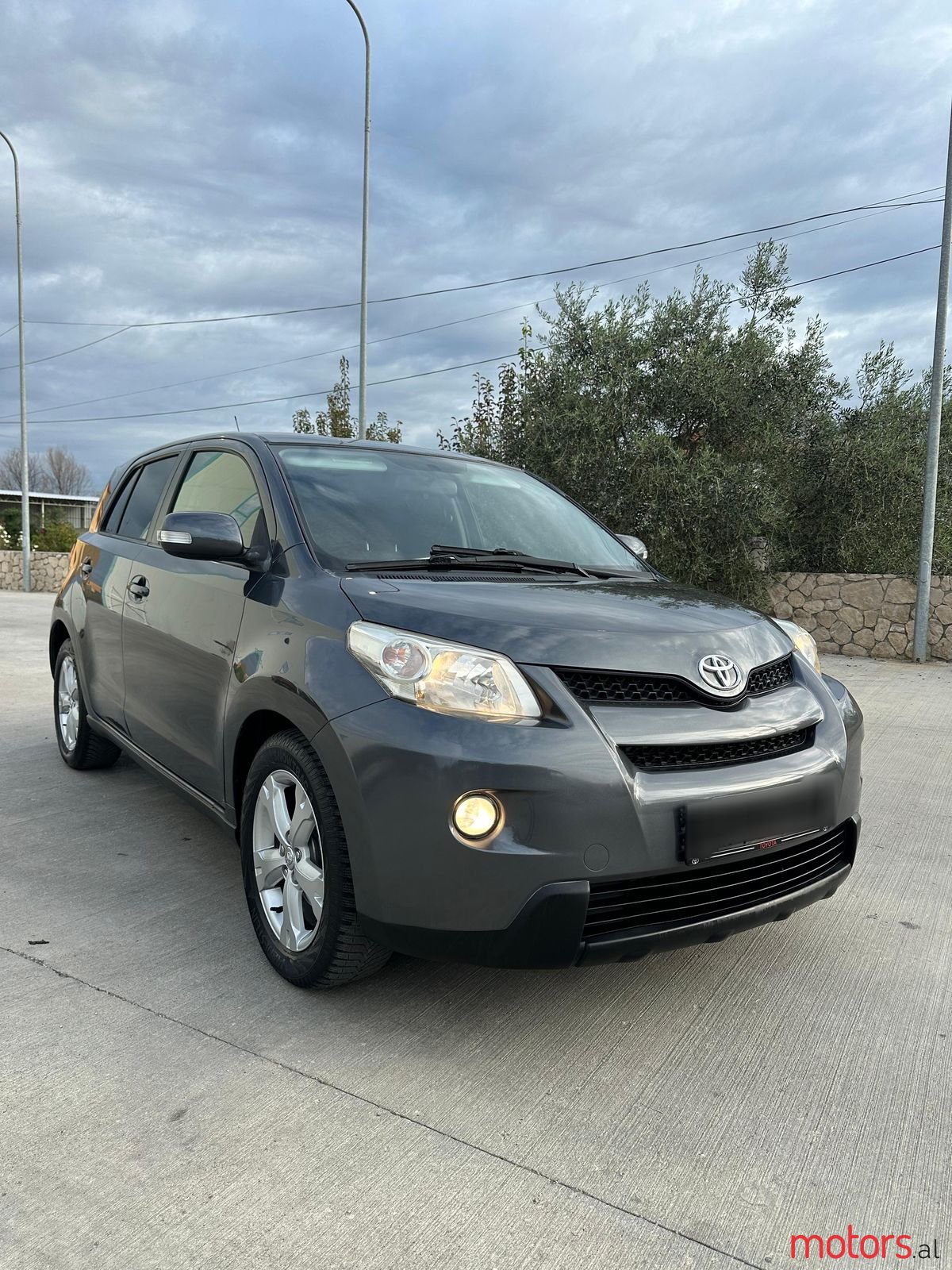 2009' Toyota Urban Cruiser photo #2