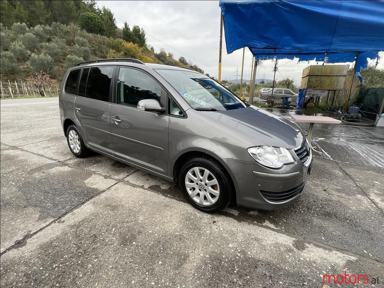 2008' Volkswagen Touran photo #4