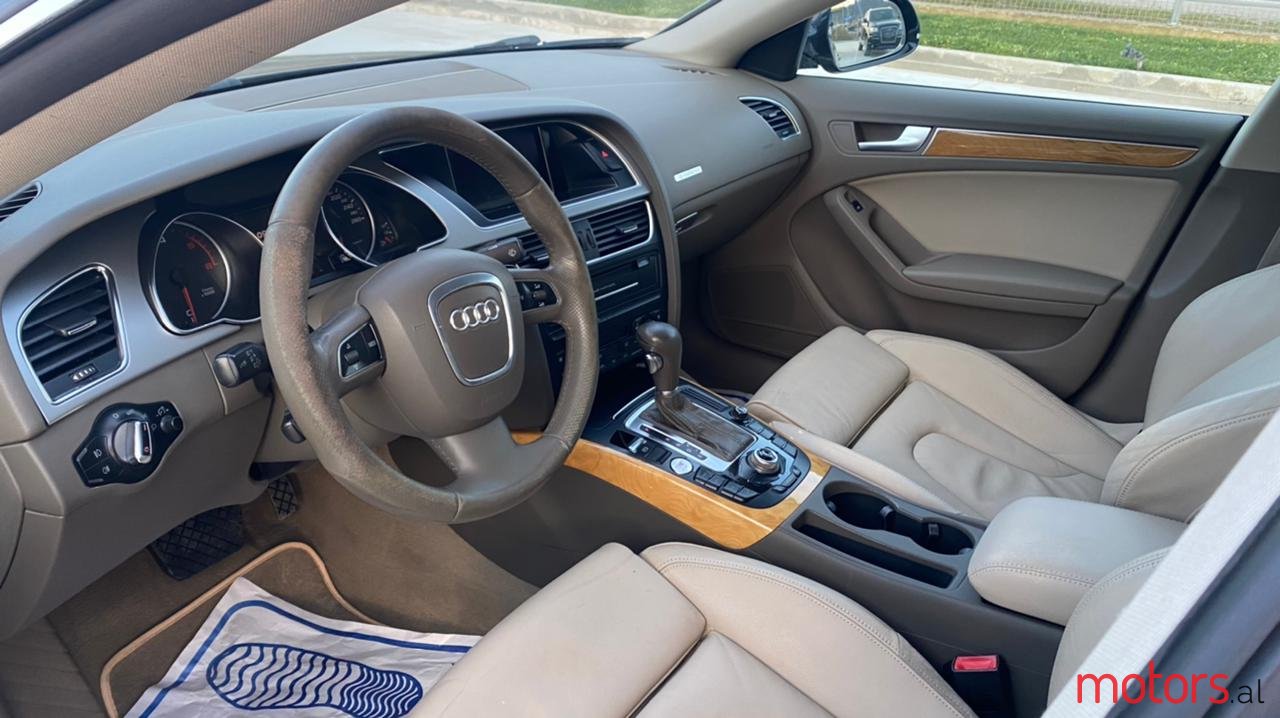 2011' Audi A5 photo #6