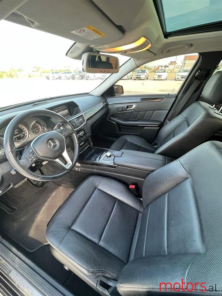 2013' Mercedes-Benz E 250 photo #5