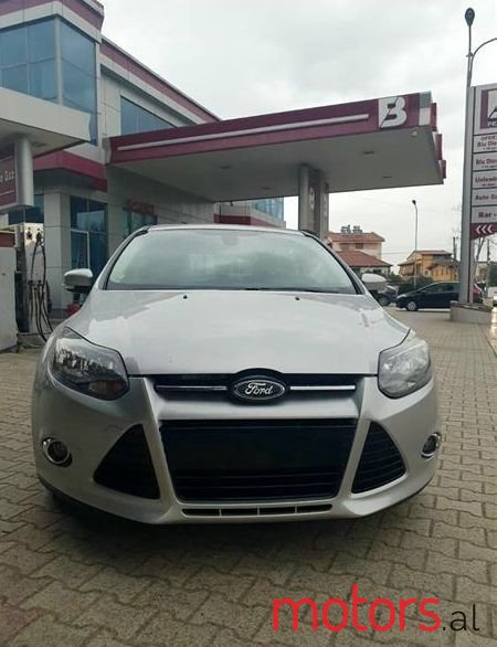 2011' Ford Focus photo #5