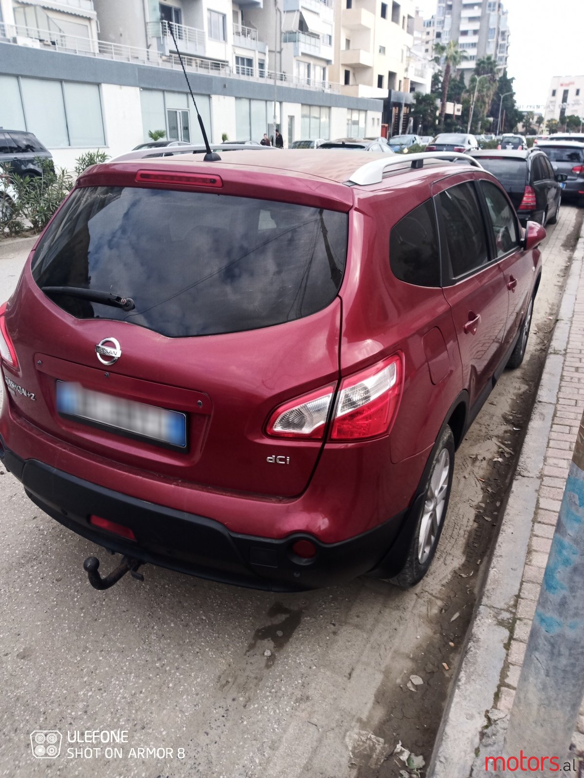 2012' Nissan Qashqai+2 4x4 photo #2