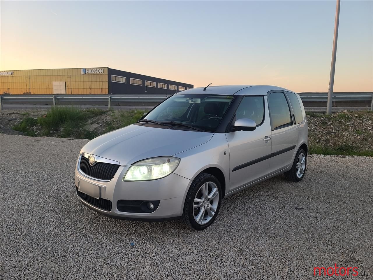 2009' Skoda Roomster photo #1