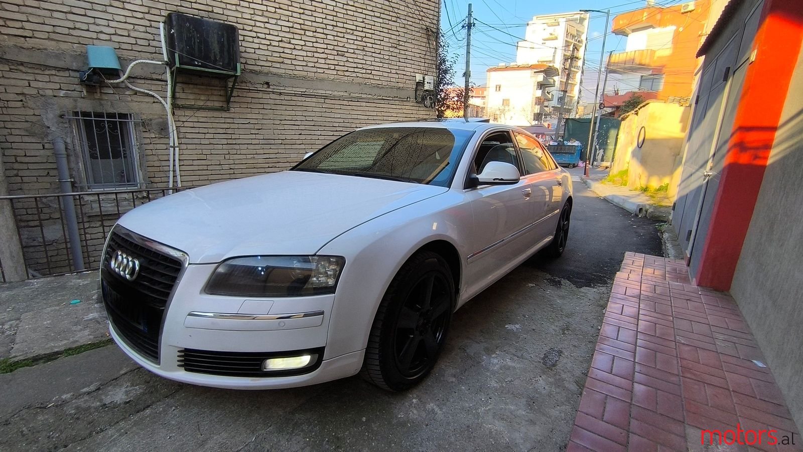 2010' Audi A8 photo #5