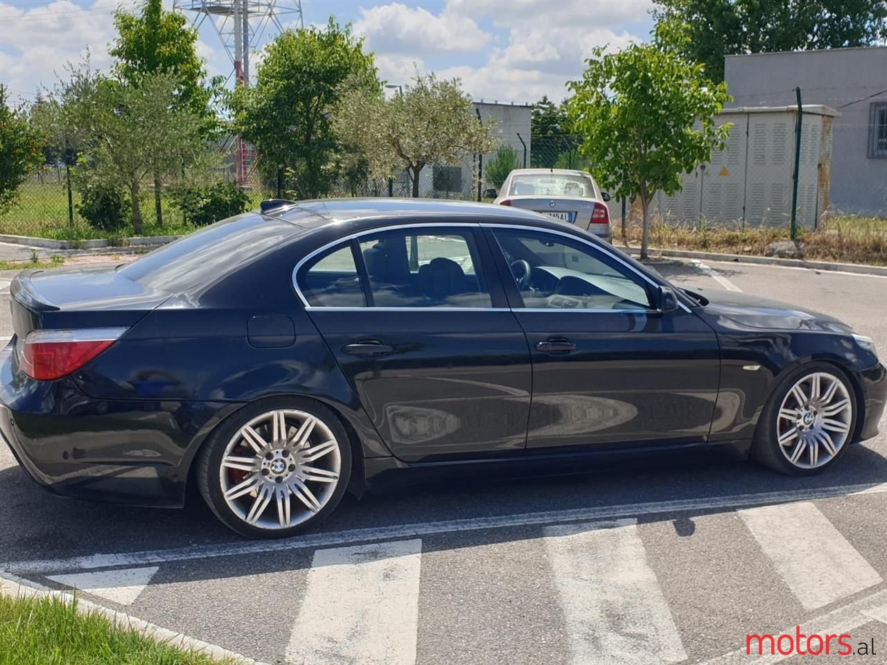 2009' BMW 530 photo #2