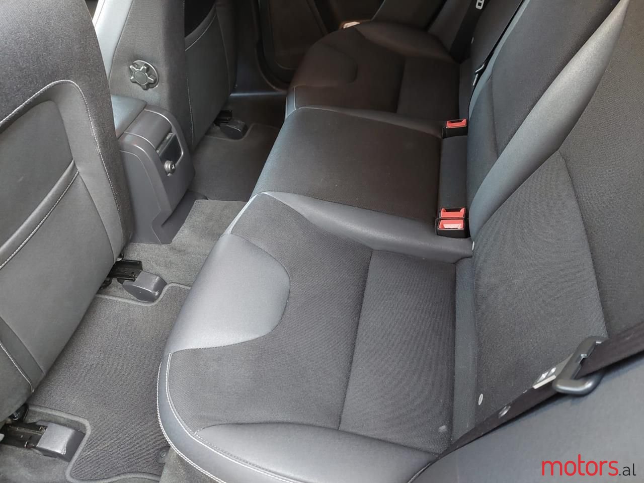 2010' Volvo Xc 60 photo #2