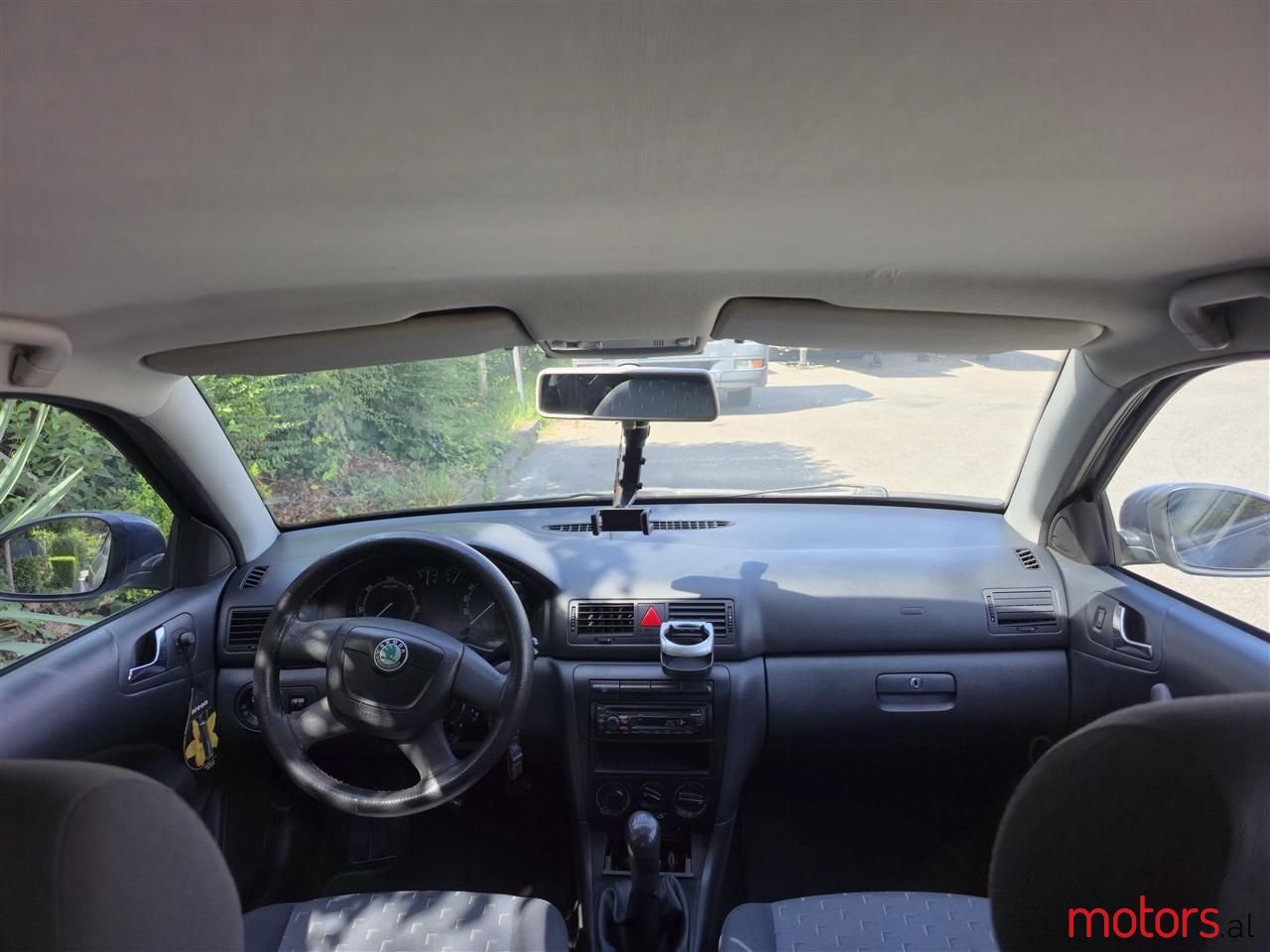 2009' Skoda Octavia photo #3