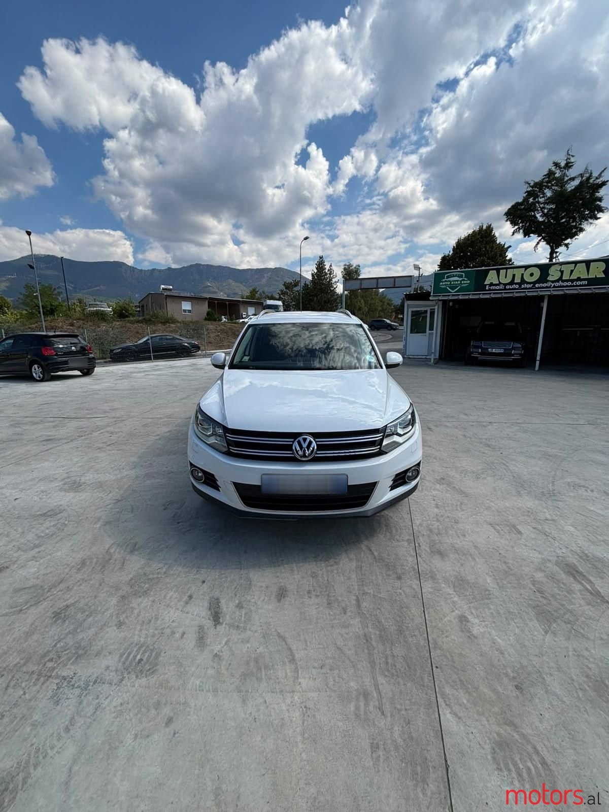 2013' Volkswagen Tiguan photo #1