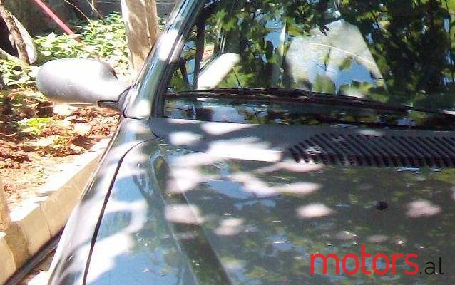 2002' Renault Scenic photo #2