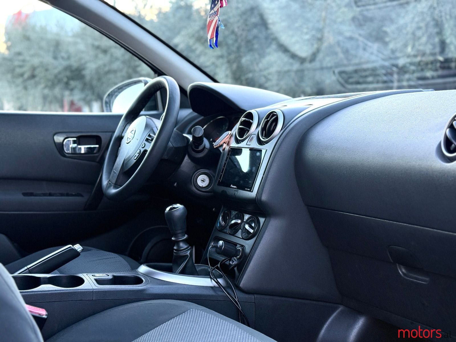 2011' Nissan Qashqai photo #5