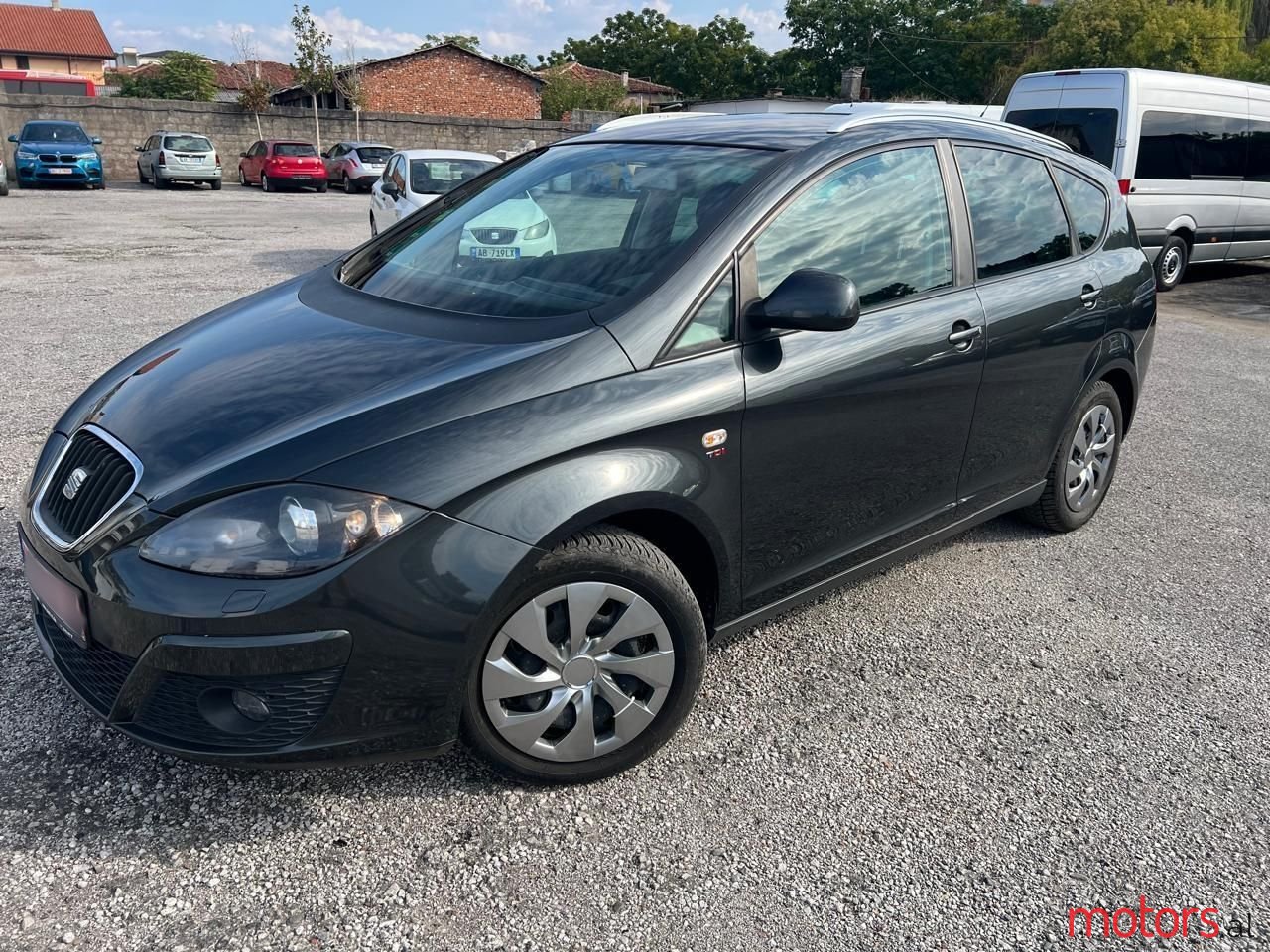 2010' SEAT Altea photo #1