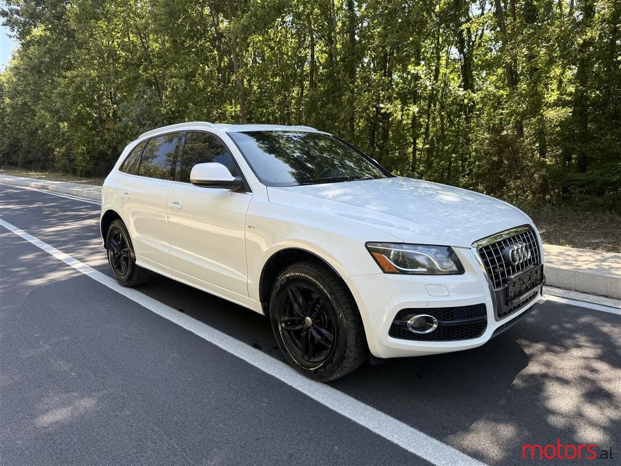2011' Audi Q5 photo #2