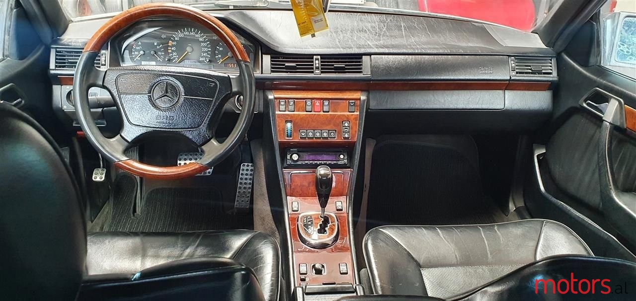 1995' Mercedes-Benz E 500 photo #3