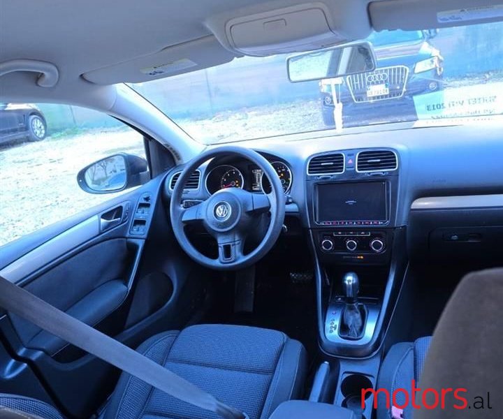 2014' Volkswagen Golf photo #5