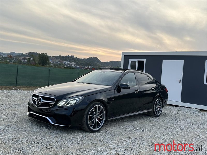 2015' Mercedes-Benz E 63 AMG photo #3