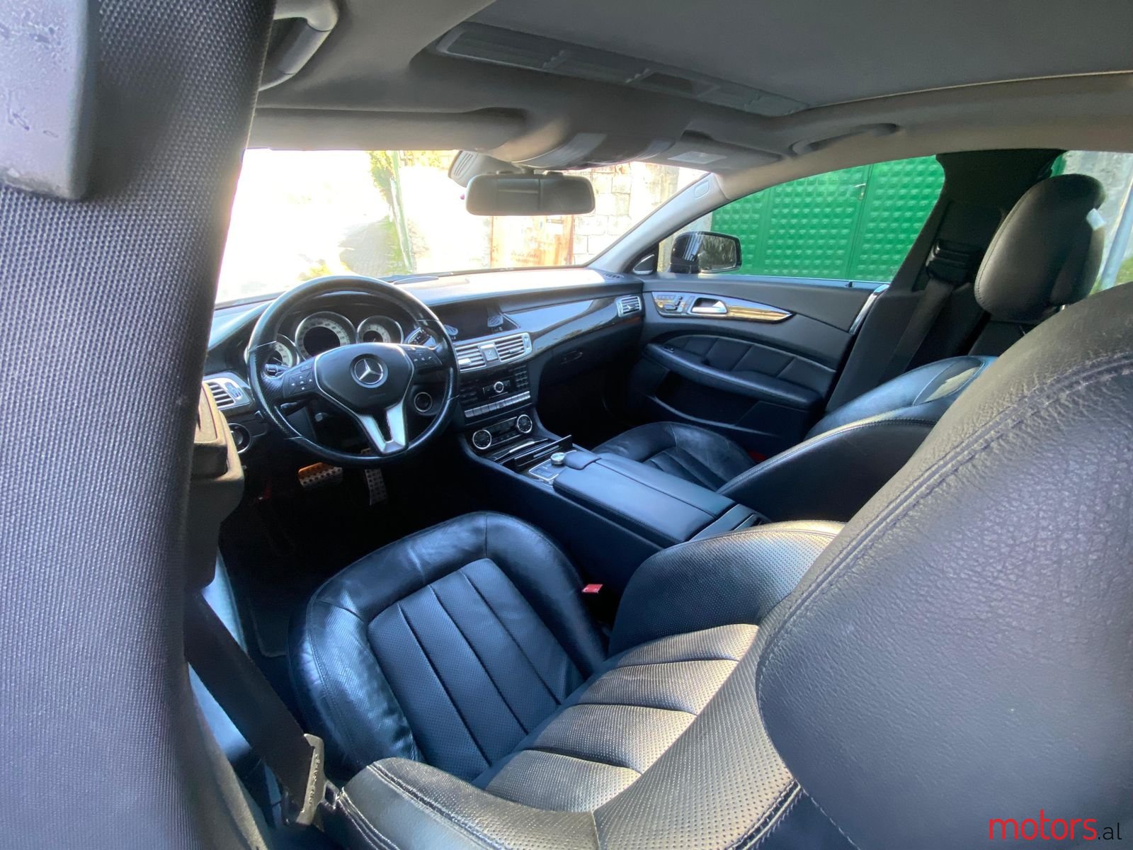 2011' Mercedes-Benz CLS 350 photo #5