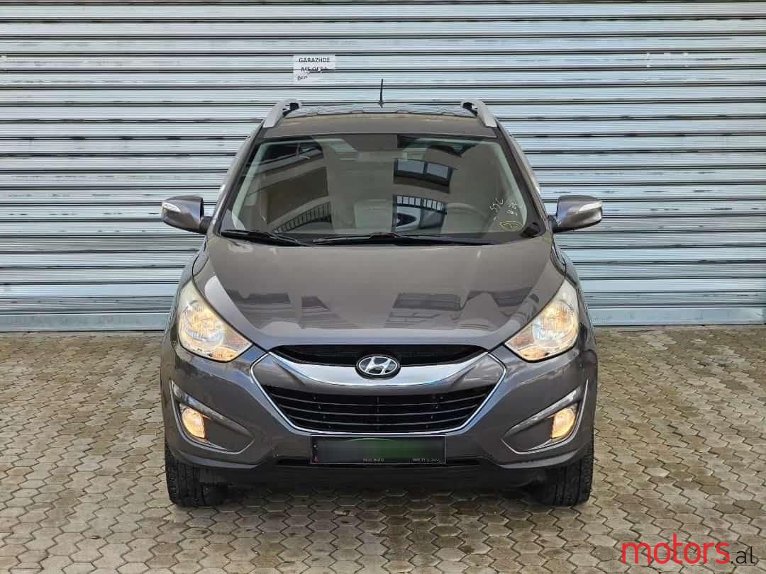 2010' Hyundai Tucson photo #5