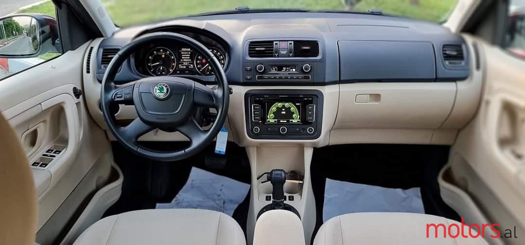 2012' Skoda Roomster photo #5