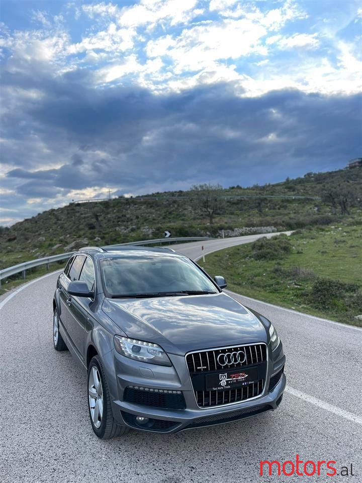 2012' Audi Q7 photo #2