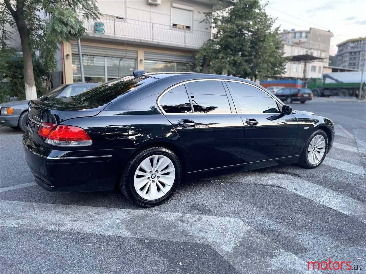 2008' BMW 730 photo #2