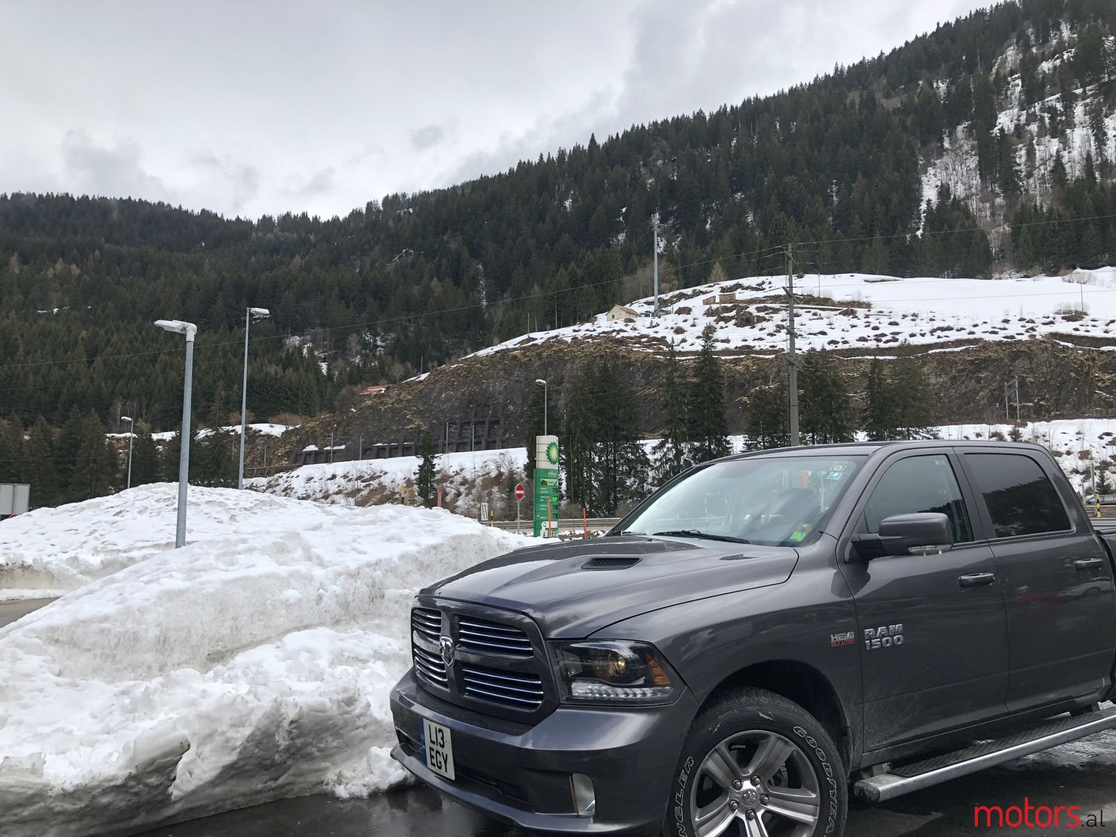 2016' Dodge Ram 1500 photo #1