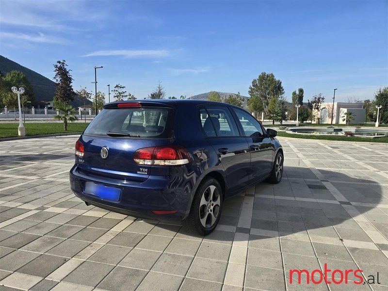 2010' Volkswagen Golf photo #6