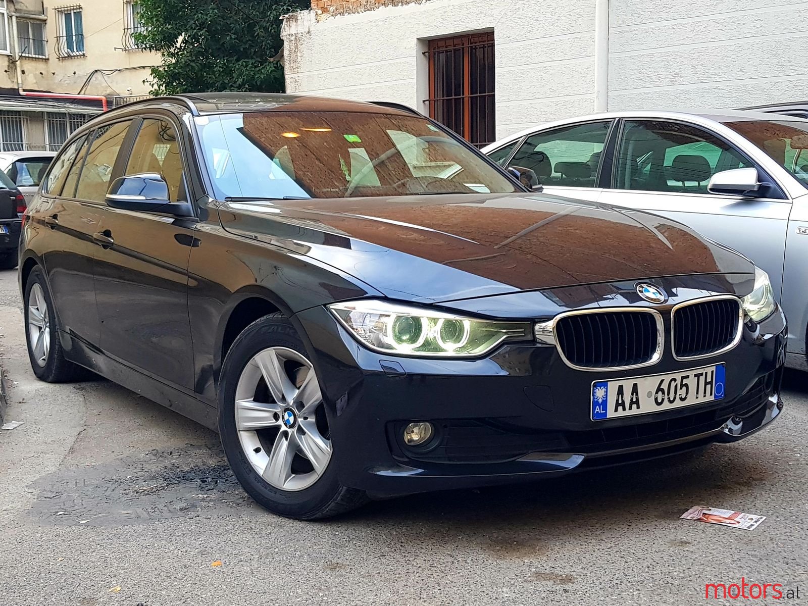 2014' BMW 316 photo #1