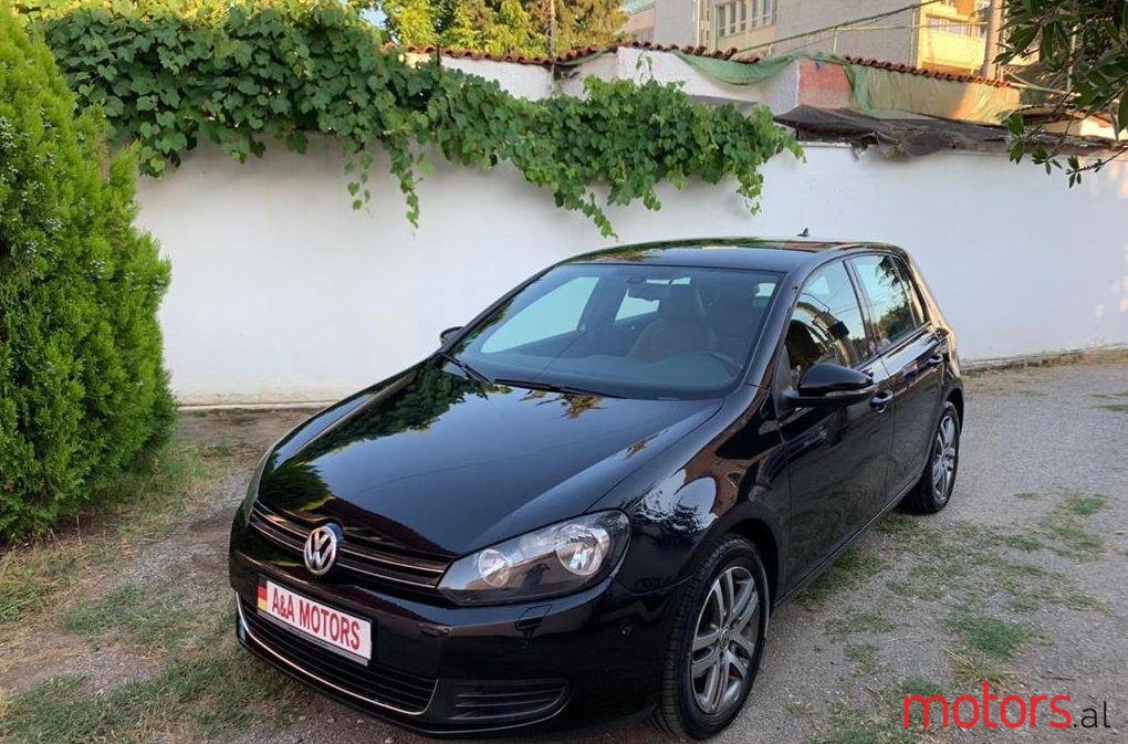 2008' Volkswagen Golf photo #1