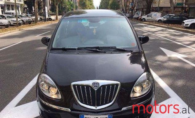 2012' Lancia Musa photo #1