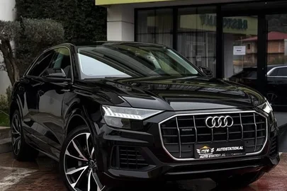 2022' Audi Q8