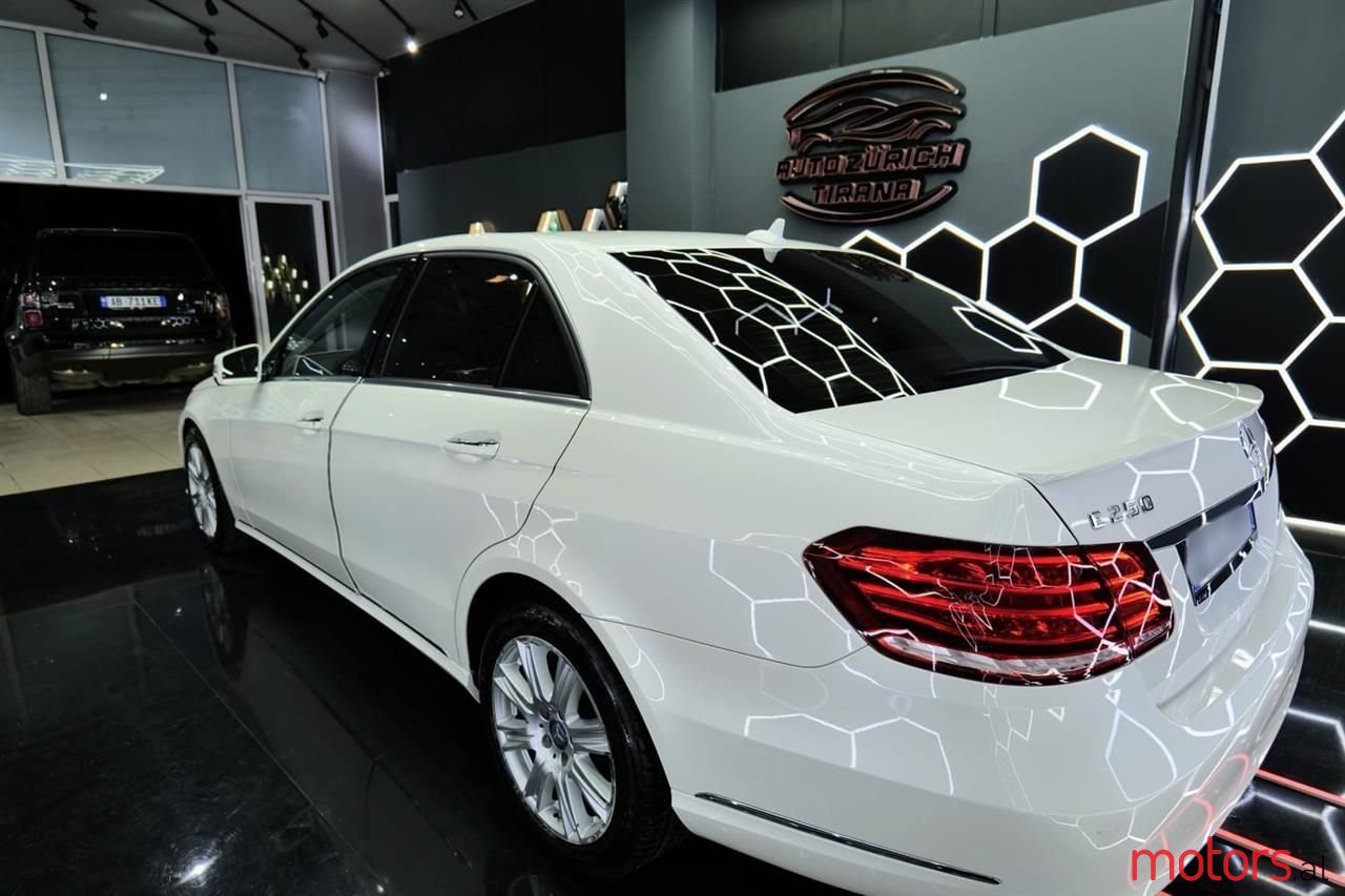 2014' Mercedes-Benz E 250 photo #2