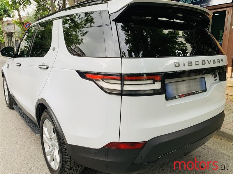 2017' Land Rover Discovery photo #6