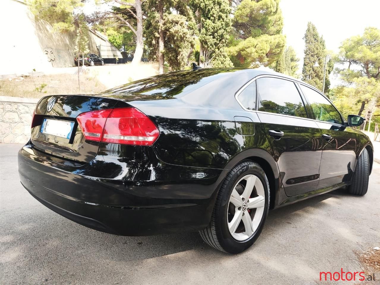 2012' Volkswagen Passat photo #6