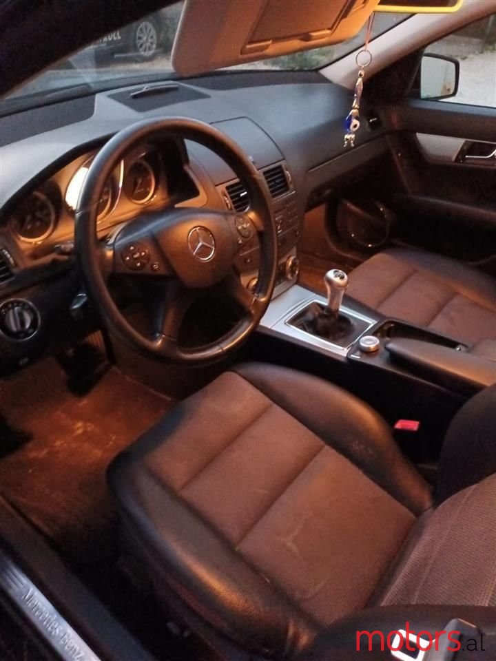 2009' Mercedes-Benz C 220 photo #5