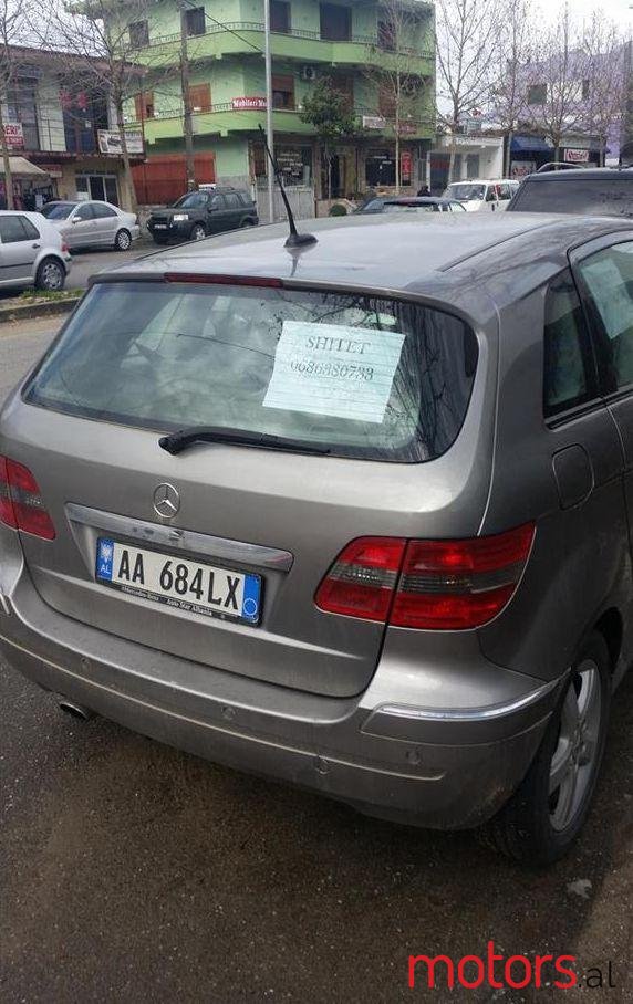 2005' Mercedes-Benz B 180 photo #1