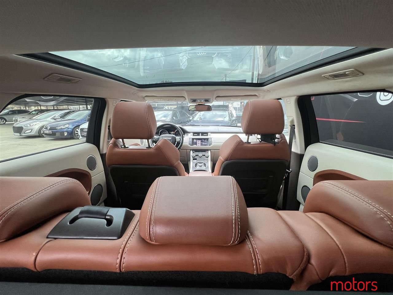 2011' Land Rover Range Rover Evoque photo #4