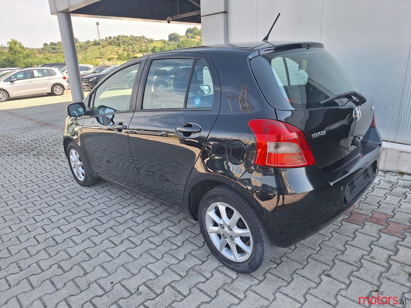 2007' Toyota Yaris photo #3