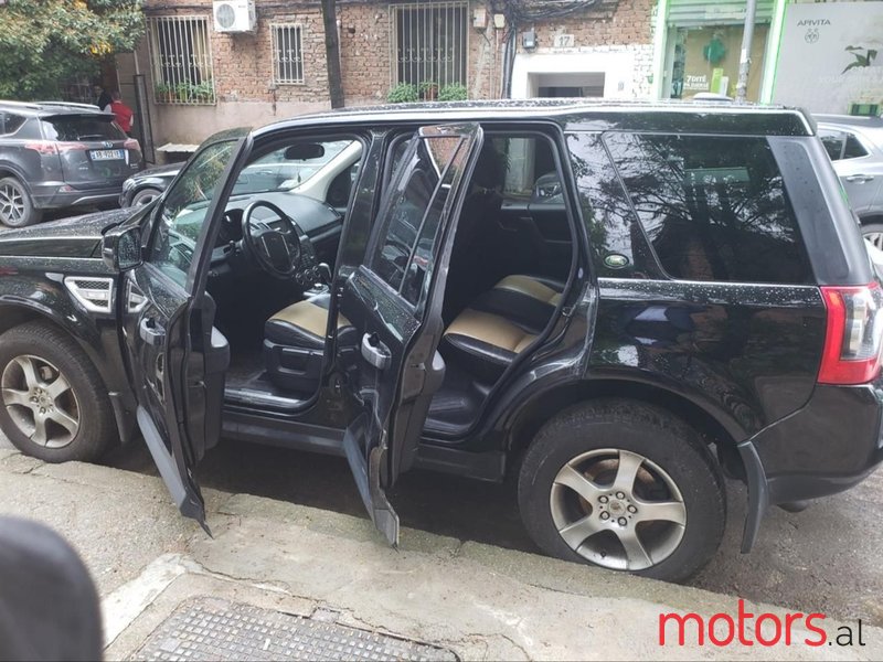 2009' Land Rover Freelander photo #2